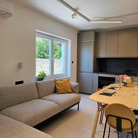 Apartment Stylish And Elegant *