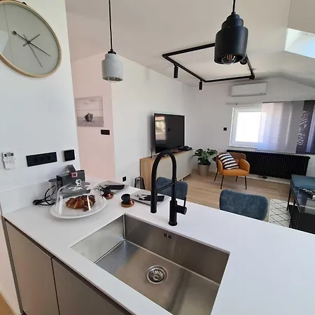 Apartment Stylish And Elegant *